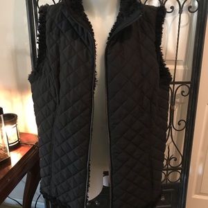 Reversible vest